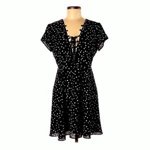 Small WYLDR Haley Tea Star Patterned dress